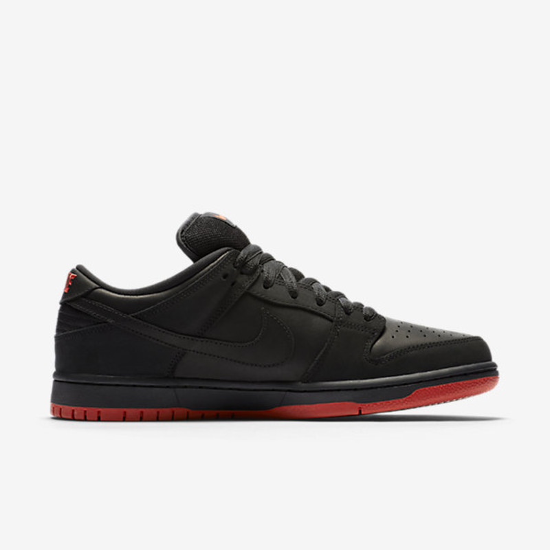 Nike SB Dunk Low Black Pigeon | 883232-008 | Grailify